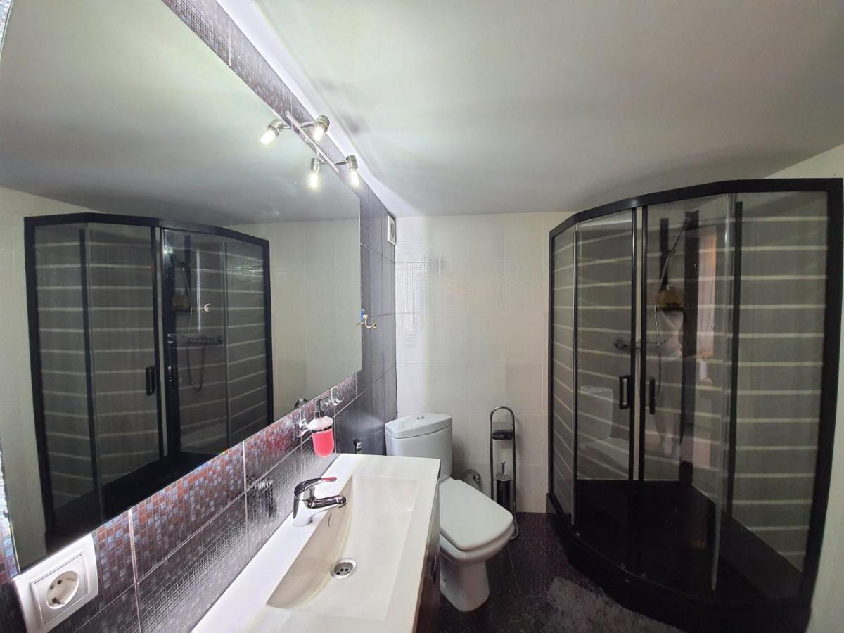 Apartment Penthouse คีชีเนา ภายนอก รูปภาพ