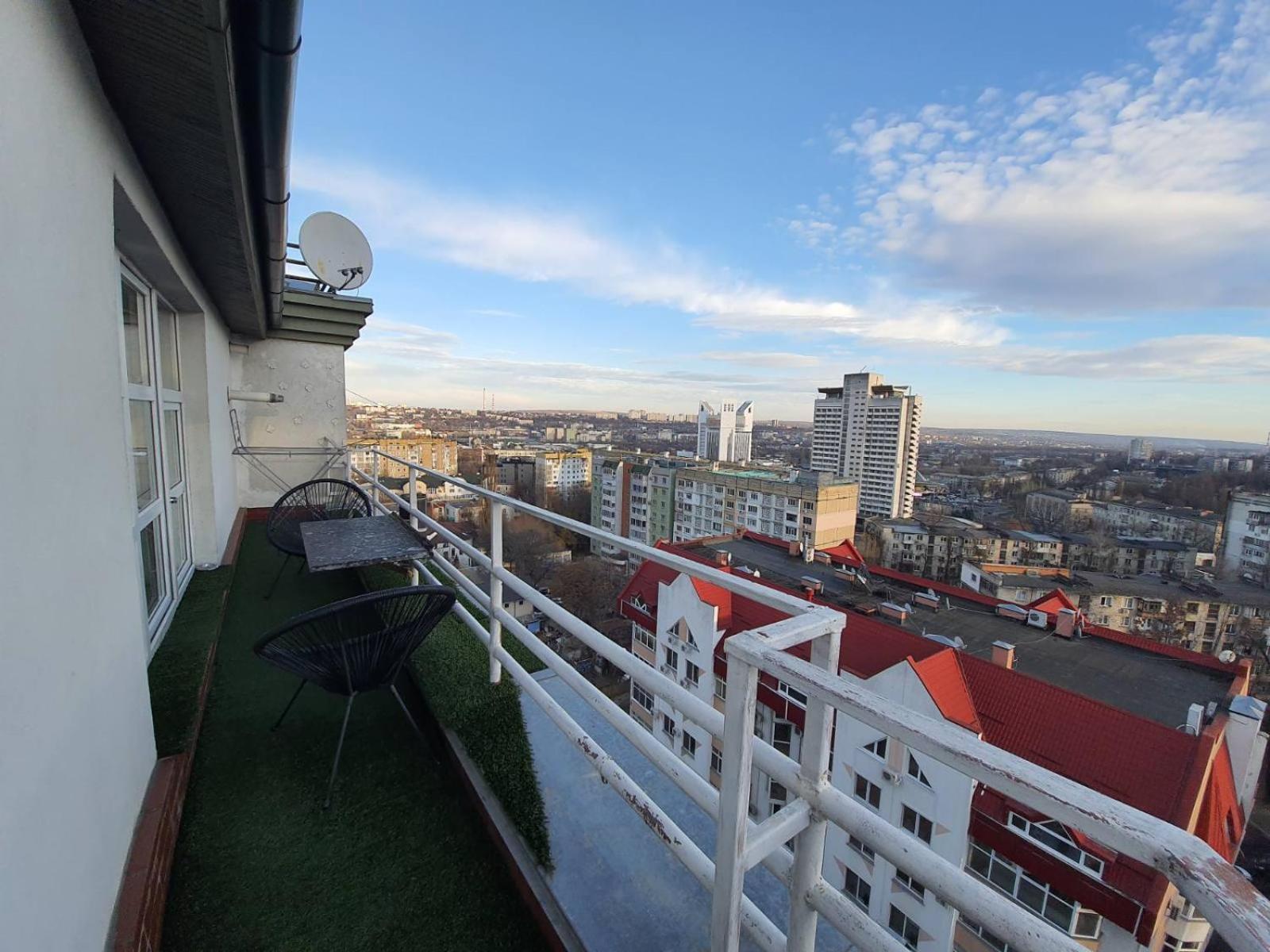 Apartment Penthouse คีชีเนา ห้อง รูปภาพ