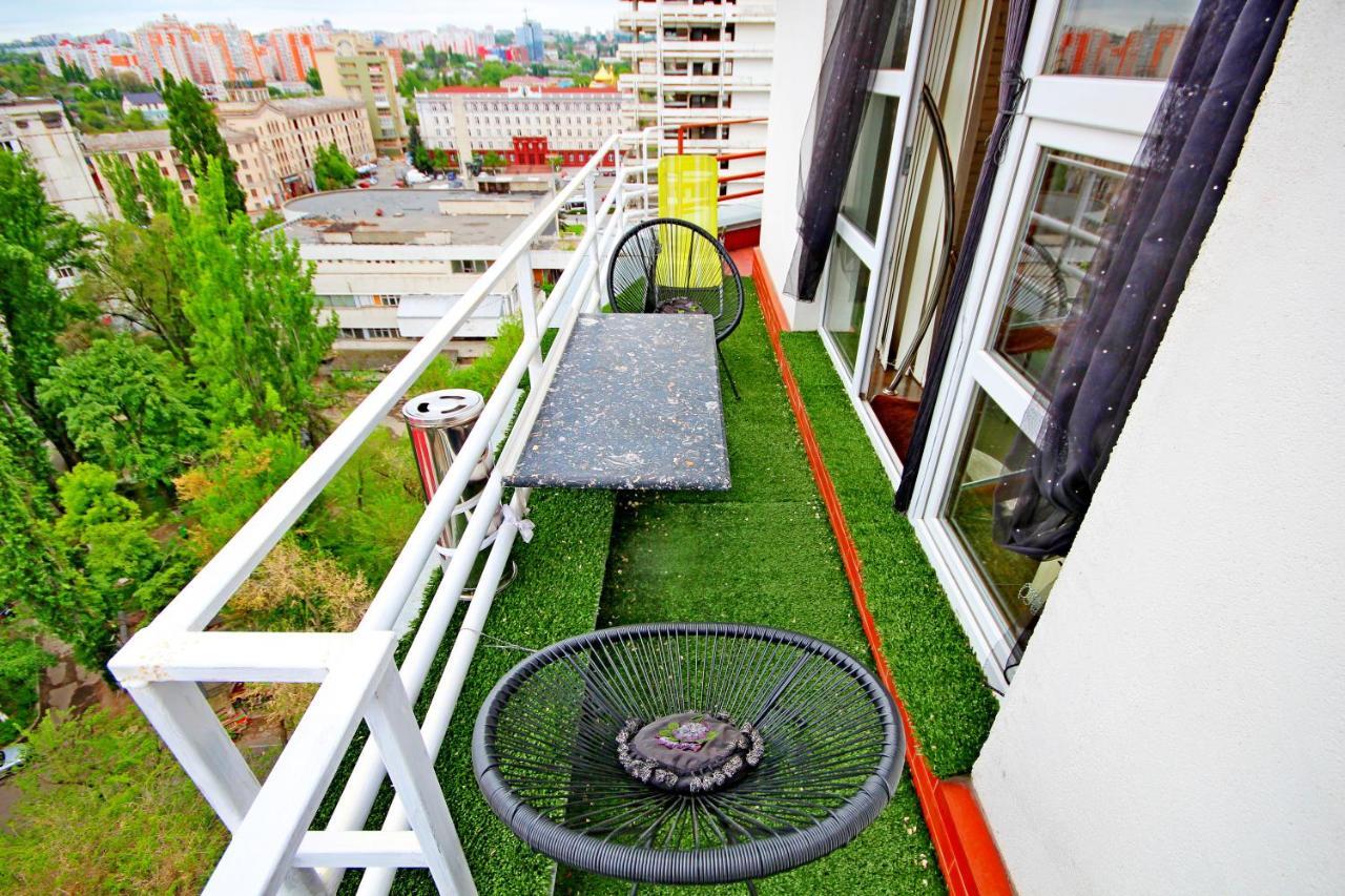 Apartment Penthouse คีชีเนา ภายนอก รูปภาพ